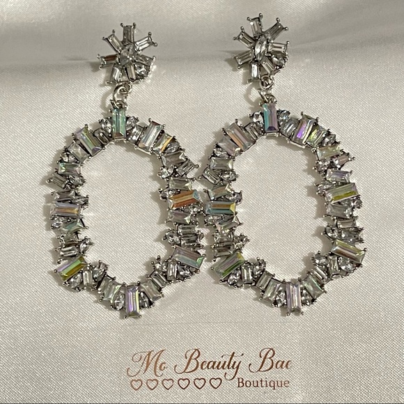 Iridescent Crystal Cluster Earrings - Picture 4 of 6